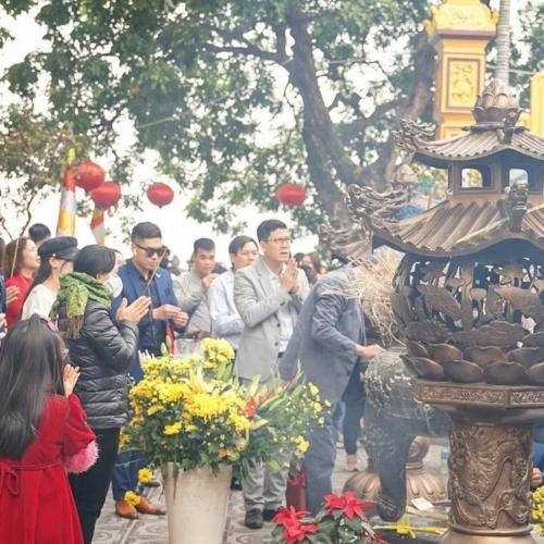 Cán Bộ, Công Chức Có Được Đi Lễ Hội Trong Giờ Hành Chính Hay Không?